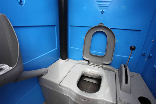 Best Portable bathroom rental  in Utica, OH